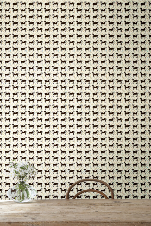 Marimekko Wallcoverings 06_Musta Tamma_25171_Roomshot_Web_LR