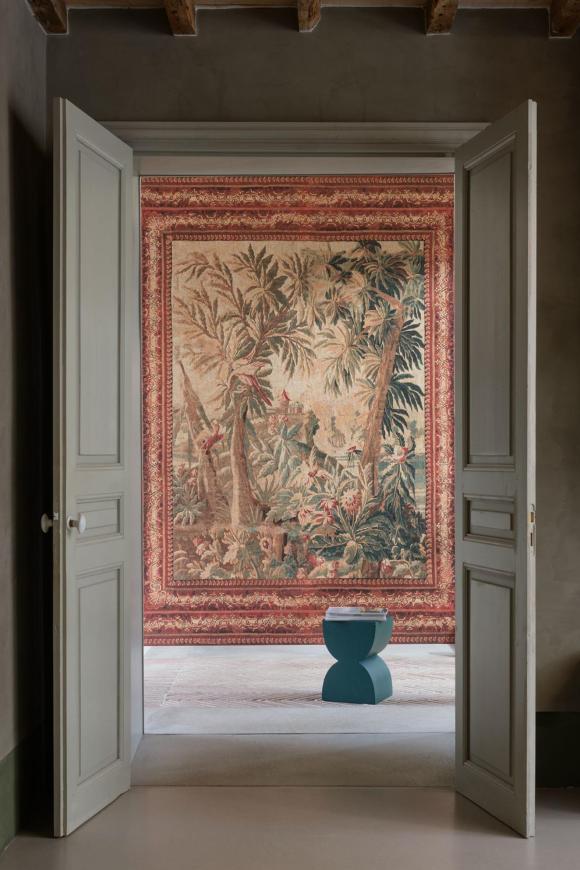 LesTapisseries_Floraison_97870_Roomshot_Web_LR_crPFVC60RGfyFvKO