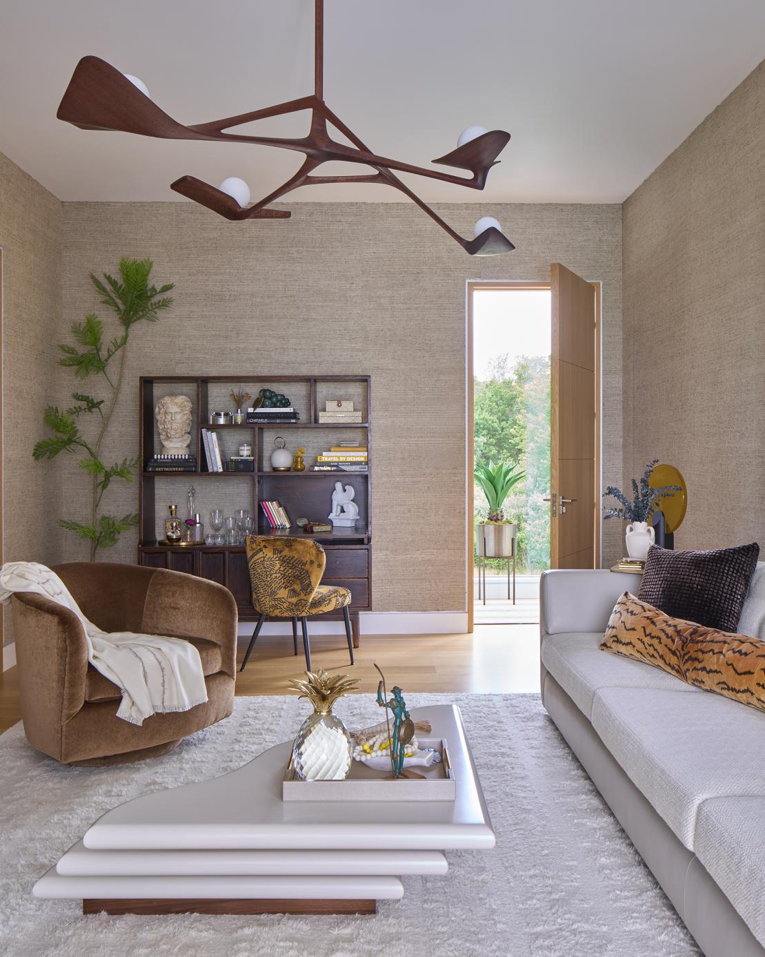 HolidayHouse2025_ShelleyCekirge_86504_2