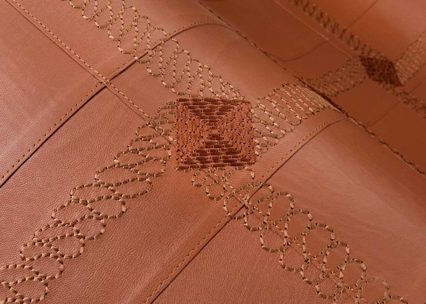 Corium_Cassone_27421_Mood_Web_LR