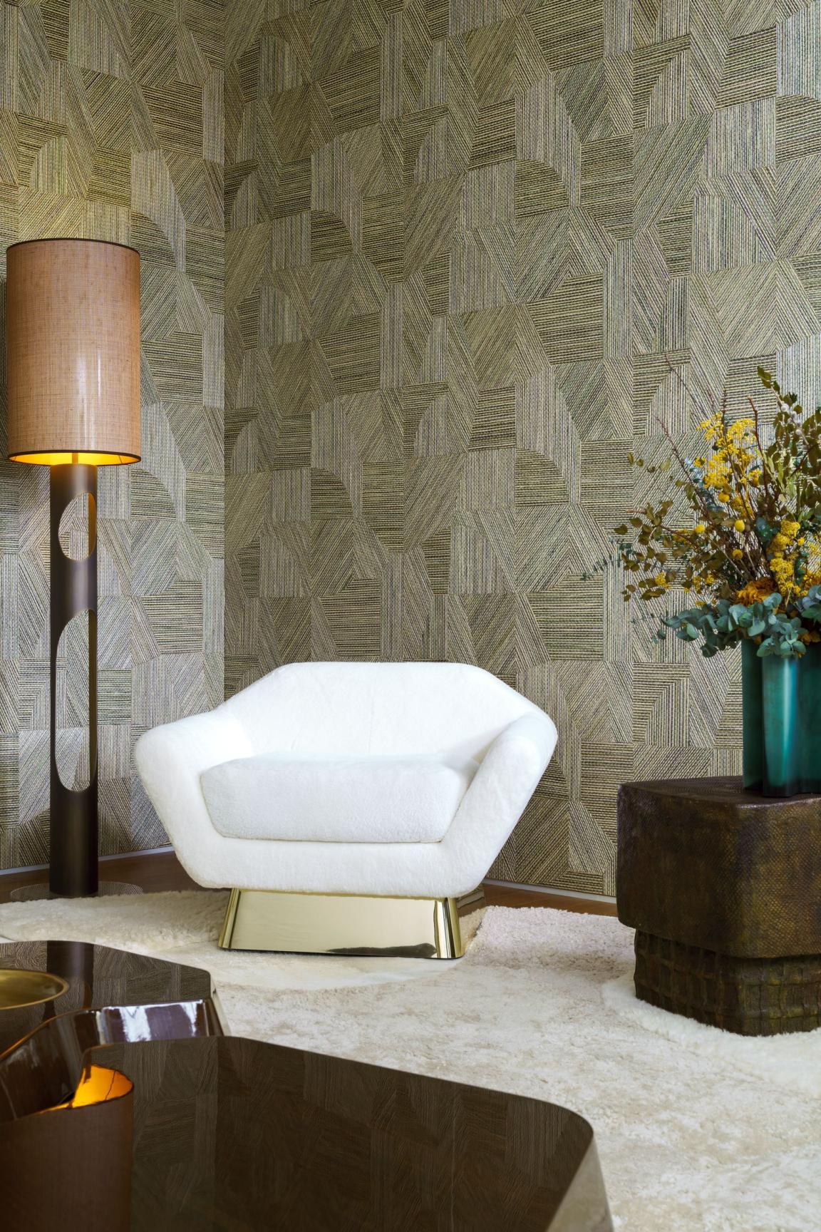 Prismatic_Refraction_52460_Roomshot_Web_LR