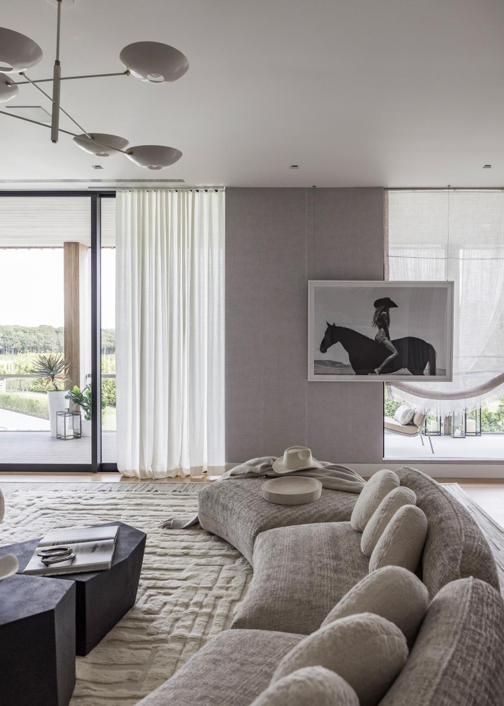 HolidayHouse2025_BriannaScott_46550A_2