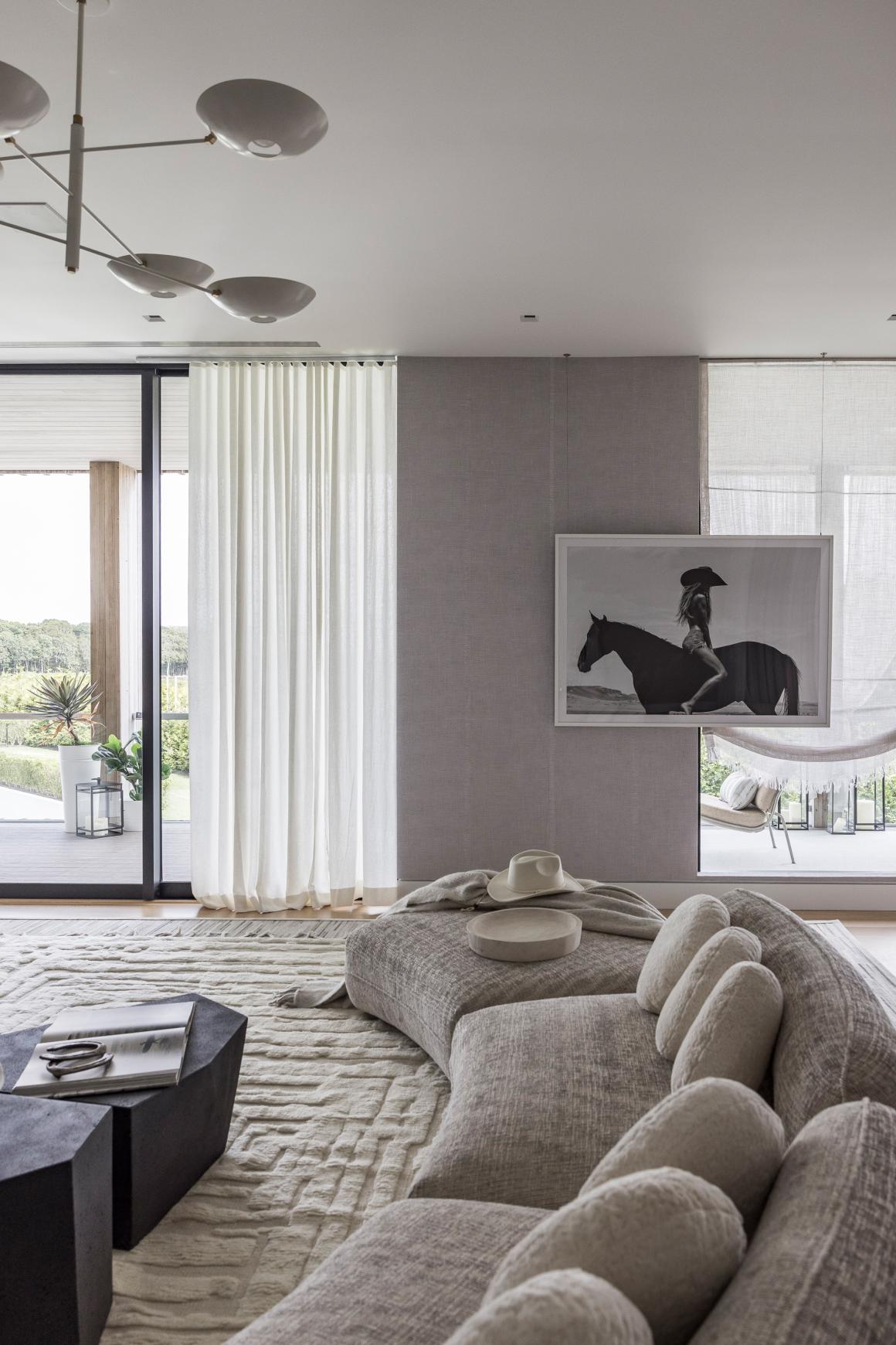 HolidayHouse2025_BriannaScott_46550A_2